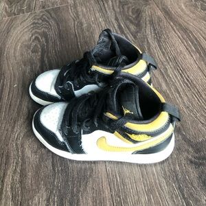 Jordan 1 Mid kids READ DESCRIPTION